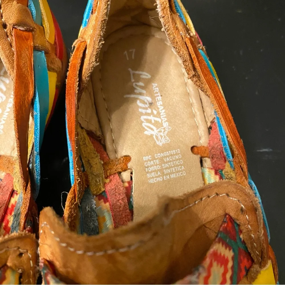 Lupita’s Kids beautifully vibrant colored Huaraches Size 11